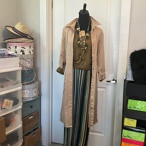 4 piece dress/pants/top/necklace bundle